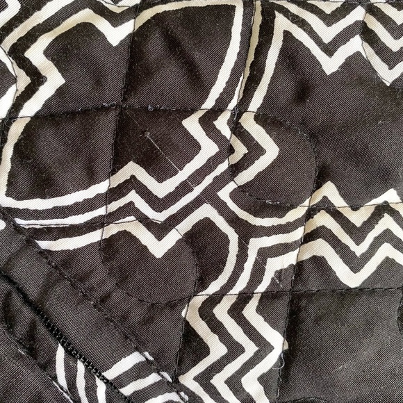 BUCKHEAD BETTIES Full Length Quilted Travel Garment Bag Black White Geometric - Picture 12 of 14